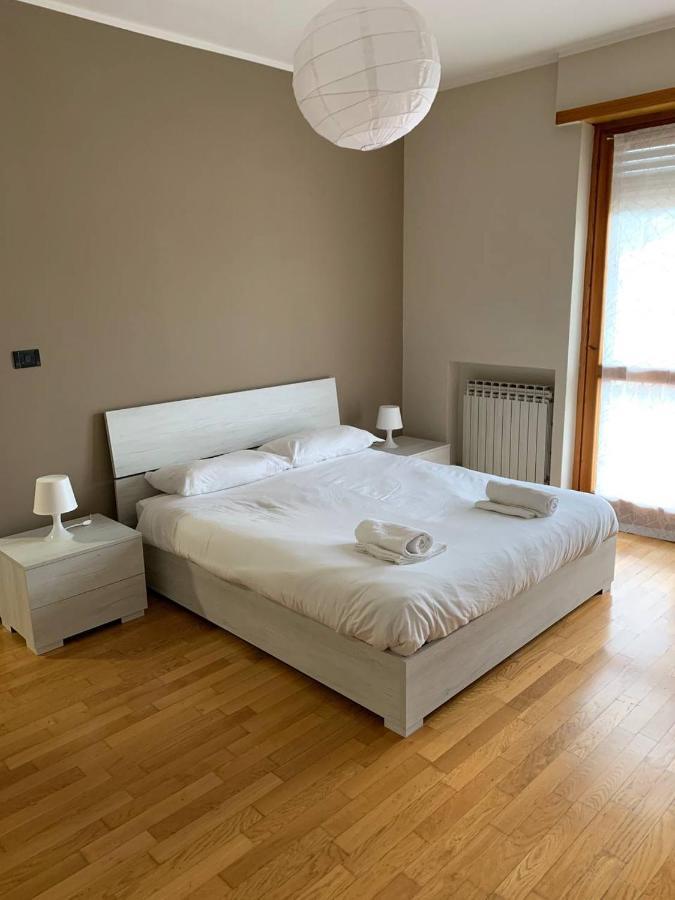 Appartamento 100 Mq Con Due Camere Da Letto Bruino Kültér fotó